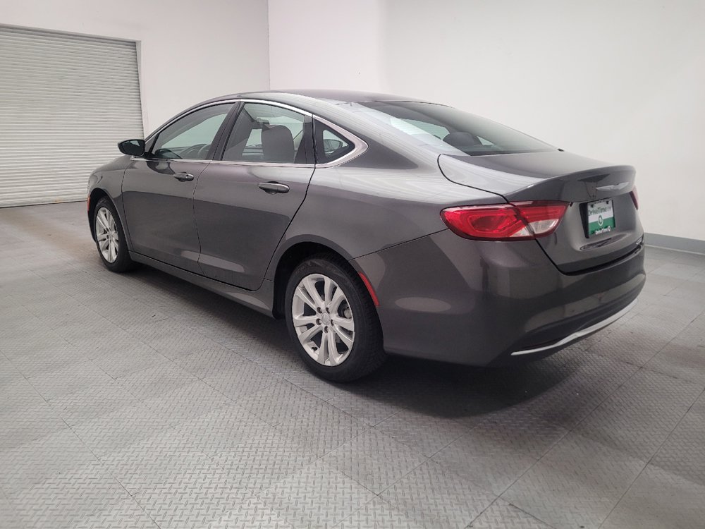 Used 2015 Chrysler 200 Limited FWD image 5