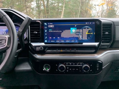 Certified 2023 Chevrolet Silverado 1500 LT image 25