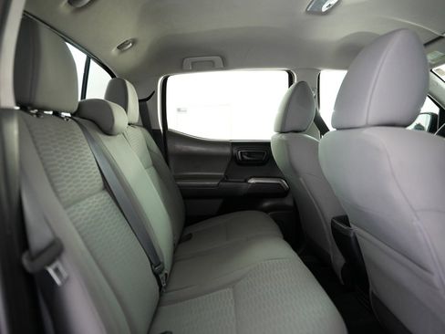 Used 2019 Toyota Tacoma SR5 image 41