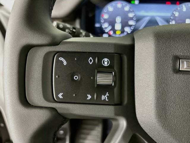 New 2026 Land Rover Defender 110 S AWD/4WD image 10