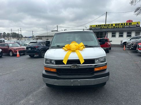 Used 2017 Chevrolet Express 2500 LS image 5
