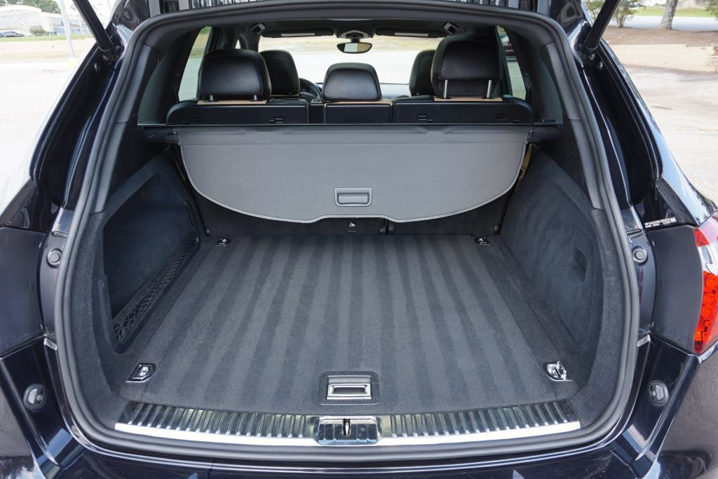 Used 2014 Porsche Cayenne Platinum Edition AWD/4WD image 22