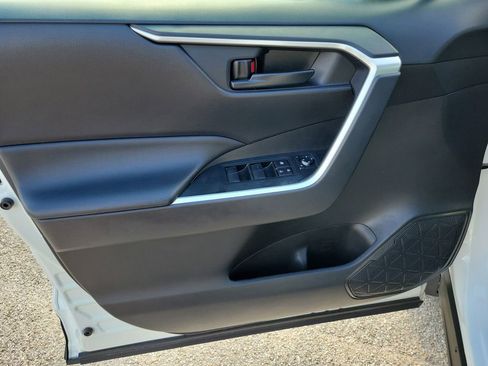 Used 2025 Toyota RAV4 LE image 18