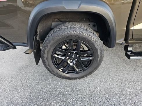 Used 2023 Chevrolet Colorado Trail Boss w/ Advanced Trailering Package image 14
