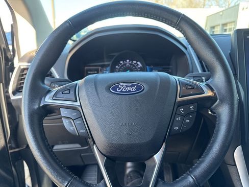 Used 2024 Ford Edge SEL image 22