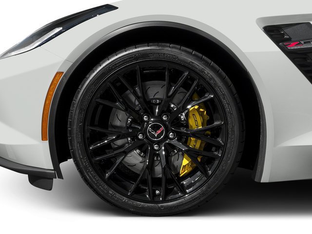 Used 2017 Chevrolet Corvette Z06 w/ Z07 Performance Package RWD image 16