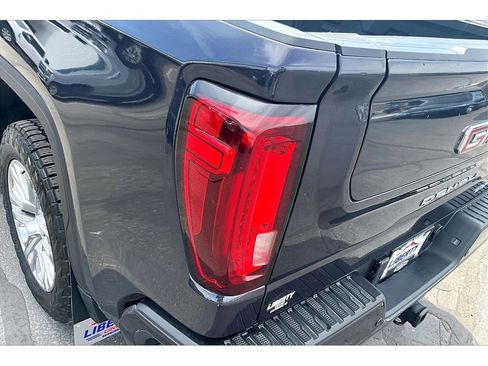 Used 2022 GMC Sierra 1500 Denali AWD/4WD image 21