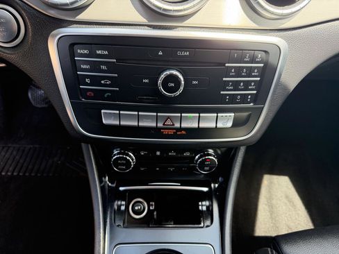Used 2018 Mercedes-Benz CLA 250 4MATIC image 14
