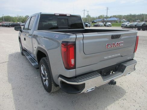 New 2026 GMC Sierra 1500 SLT w/ SLT Premium Plus Package AWD/4WD image 9