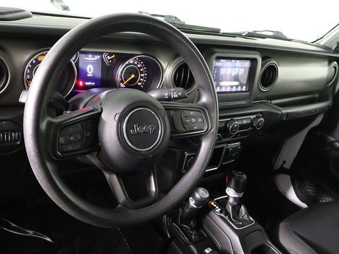 Used 2022 Jeep Wrangler Unlimited Sport AWD/4WD image 21