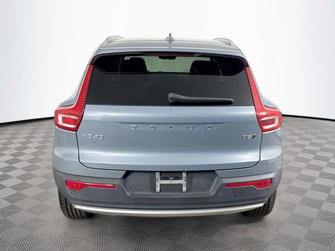 Used 2021 Volvo XC40 T5 Momentum AWD/4WD image 7