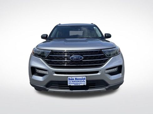 Used 2021 Ford Explorer XLT w/ Equipment Group 202A RWD image 10