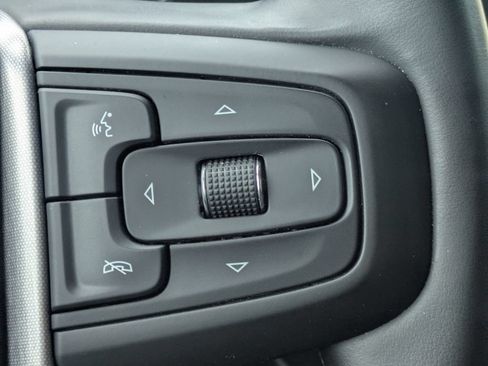 Used 2025 GMC Sierra 1500 SLT AWD/4WD image 25
