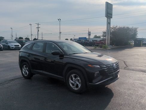 Used 2023 Hyundai Tucson SE AWD/4WD image 4