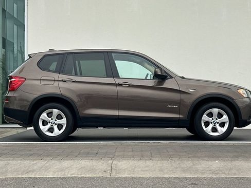 Used 2012 BMW X3 xDrive28i AWD/4WD image 2