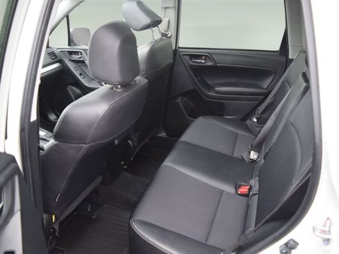 Used 2014 Subaru Forester 2.0XT Premium AWD/4WD image 9