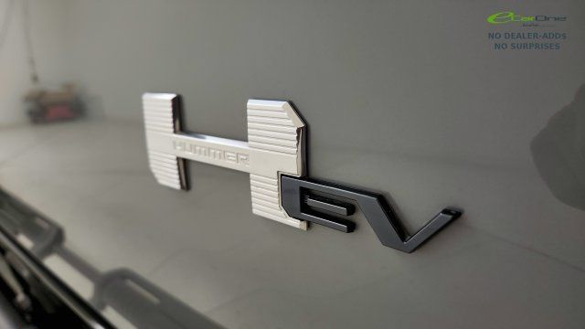 Used 2025 GMC Hummer EV 2X w/ Extreme Off-Road Package AWD/4WD image 30