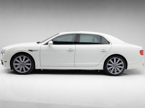 Used 2016 Bentley Flying Spur V8 image 13