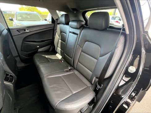 Used 2017 Hyundai Tucson SE Plus image 19