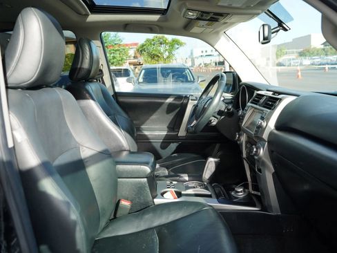 Used 2011 Toyota 4Runner Trail AWD/4WD image 22