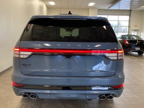 New 2026 Lincoln Aviator AWD w/ Jet Appearance Package image 6