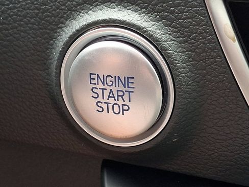 Certified 2025 Hyundai Sonata SE FWD image 26