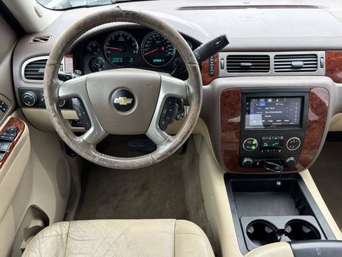 Used 2014 Chevrolet Silverado 2500 LTZ w/ Z71 Appearance Package image 4