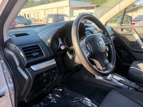 Used 2014 Subaru Forester 2.5i Premium w/ Popular Package #2 AWD/4WD image 17
