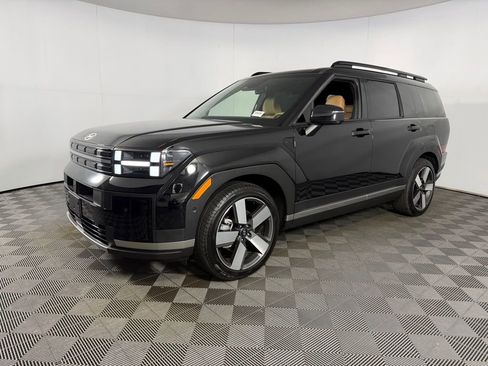 Used 2025 Hyundai Santa Fe Limited image 3