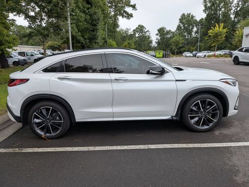 Used 2023 INFINITI QX55 Essential AWD/4WD image 2