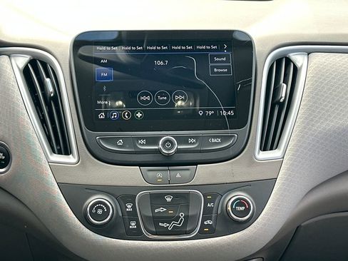 Used 2023 Chevrolet Malibu LS image 16