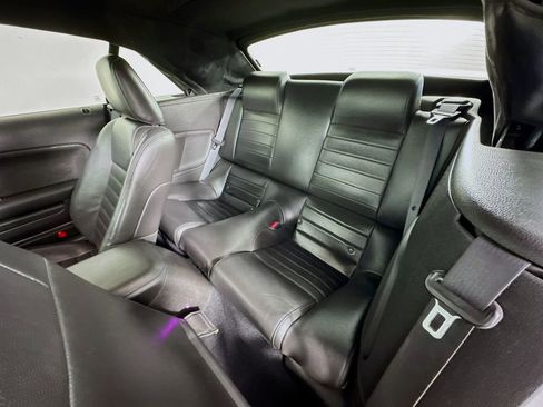 Used 2009 Ford Mustang GT Premium image 22