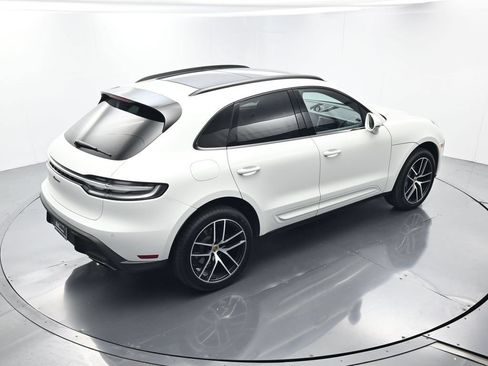 Certified 2023 Porsche Macan AWD/4WD image 40