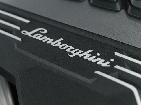 Used 2020 Lamborghini Urus image 94