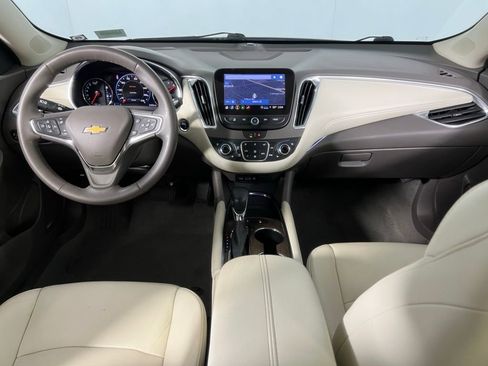 Used 2024 Chevrolet Malibu LT image 12