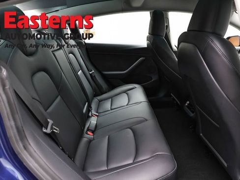 Used 2023 Tesla Model 3 Standard Range image 18