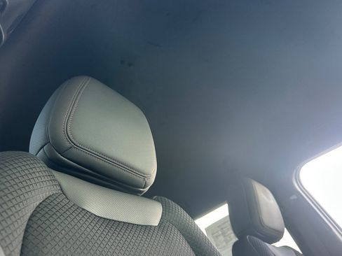 Used 2023 Chevrolet TrailBlazer RS image 17