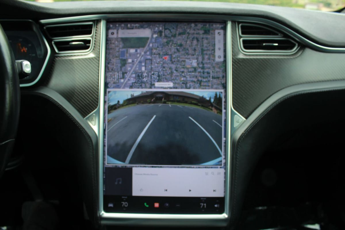 Used 2017 Tesla Model X 90D AWD/4WD image 19