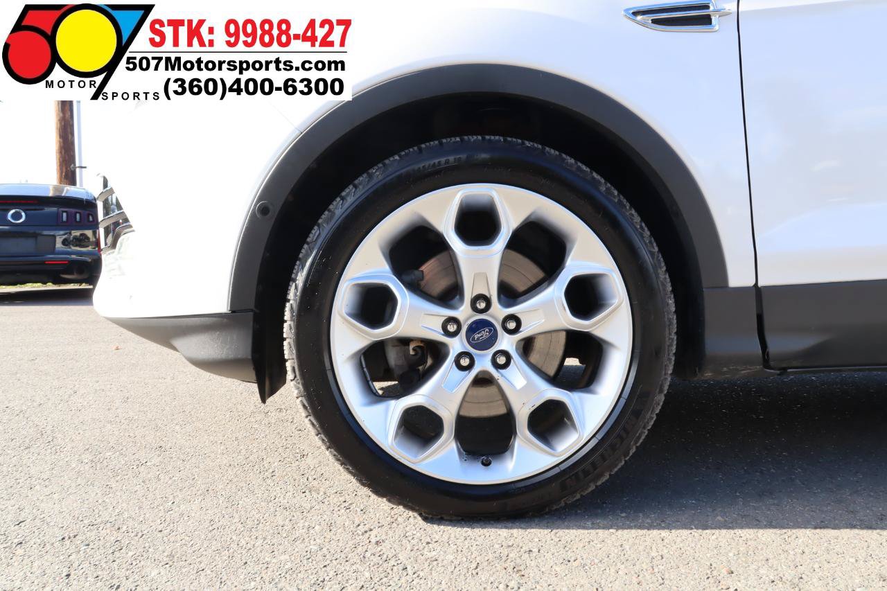 Used 2014 Ford Escape Titanium w/ Equipment Group 401A AWD/4WD image 27