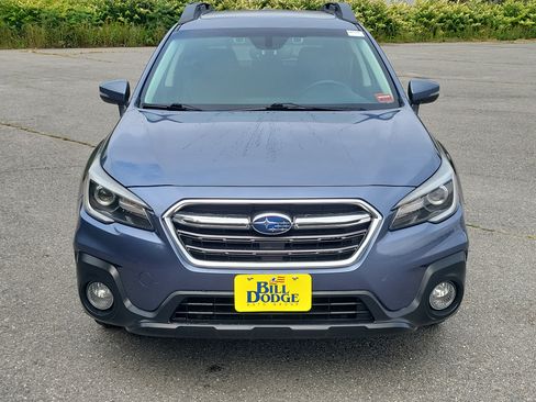 Used 2018 Subaru Outback 2.5i Limited AWD/4WD image 2