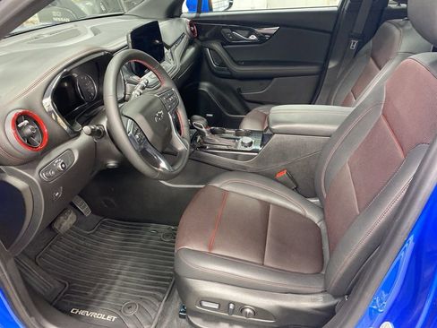 Certified 2025 Chevrolet Blazer RS w/ Enhanced Convenience Package image 40