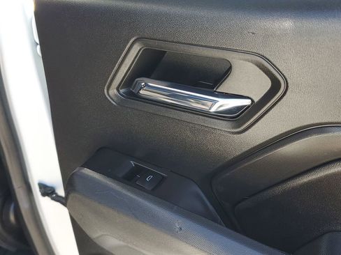 Used 2023 Chevrolet Colorado Z71 w/ Z71 Convenience Package 2 image 48