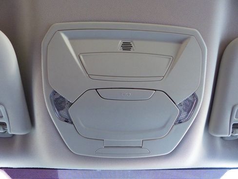 Used 2018 Ford Escape SEL image 32