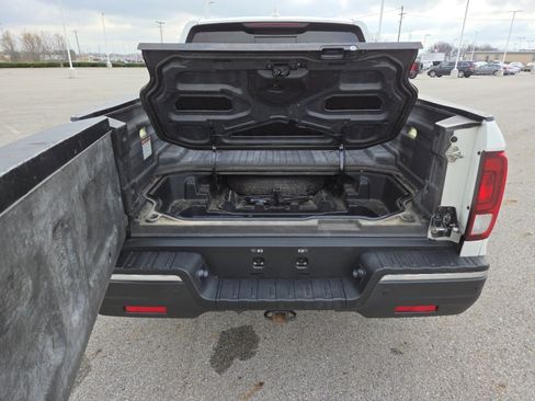 Used 2017 Honda Ridgeline RTL-E image 20