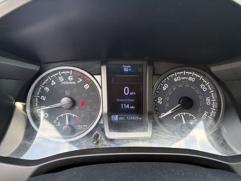Used 2020 Toyota Tacoma TRD Sport w/ Technology Package RWD image 14