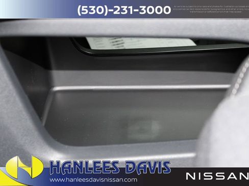 New 2025 Nissan Pathfinder S image 14