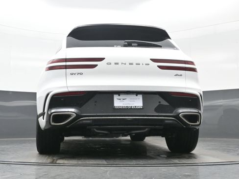 New 2026 Genesis GV70 2.5T Sport Prestige image 16