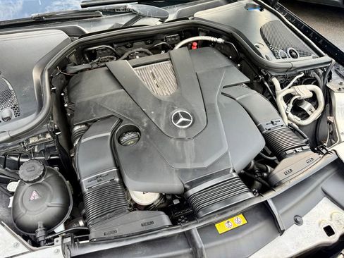 Used 2018 Mercedes-Benz E 400 Coupe image 5