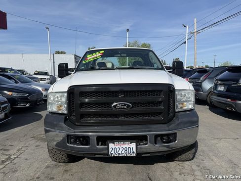 Used 2006 Ford F250 XL AWD/4WD image 2