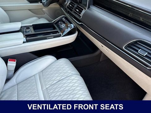 Used 2023 Lincoln Navigator Black Label AWD/4WD image 19